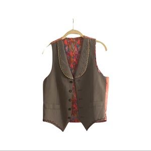 Vest/ waistcoat with embroidery